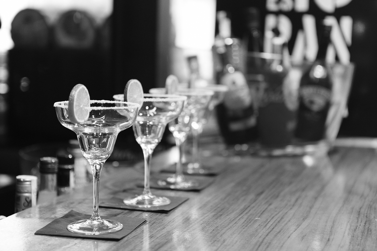 black-and-white-alcohol-bar-drinks